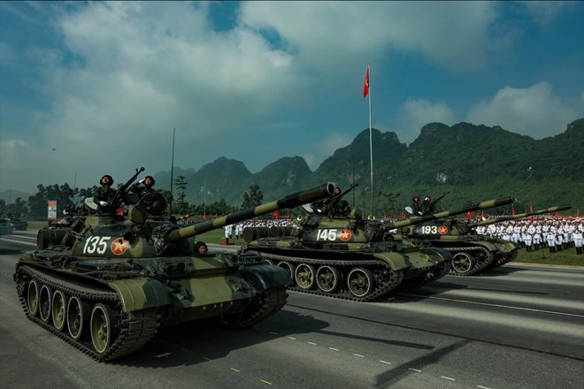 Hanoi installed 136 LED screens in the commune ward to serve people watching the parade. Photo: Hai Nguyen