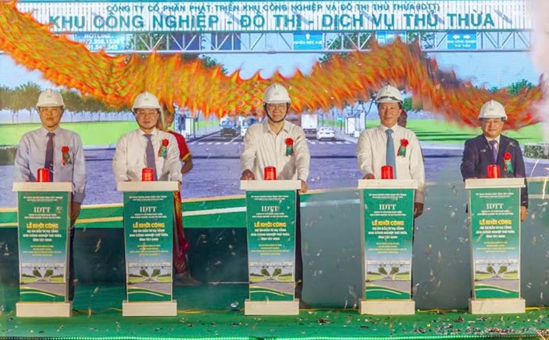 The Thu Thua Industrial Park project in Tay Ninh has officially started construction. Photo: Tho Pham