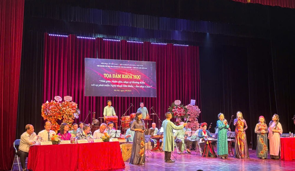 Toan canh toa dam “Nha giao Nhan dan, nhac si Hoang Kieu voi su phat trien cua san khau, am nhac cheo”. Anh: Huyen Chi