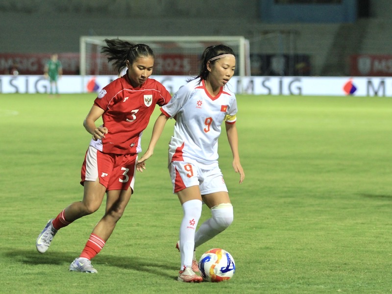 Huynh Nhu va cac dong doi duoc danh gia cao hon doi thu. Anh: Mai Huong