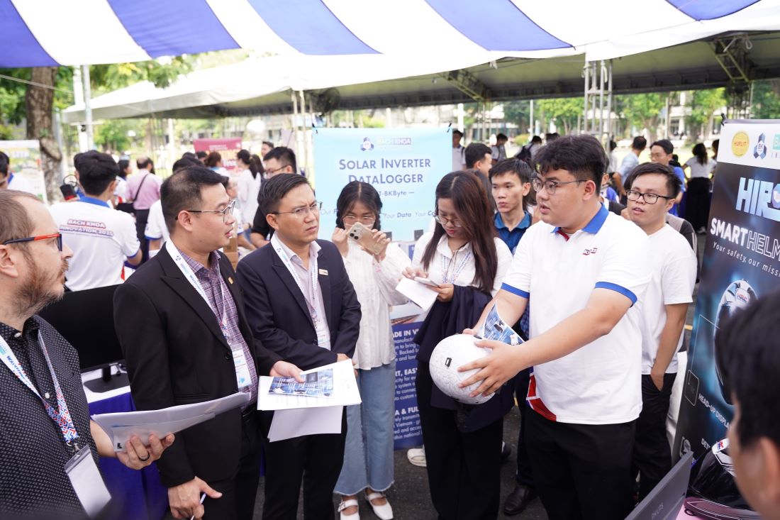 Bach Khoa Innovation 2025 contest sets a record with 189 projects registered to compete. Photo: Nhu Quynh