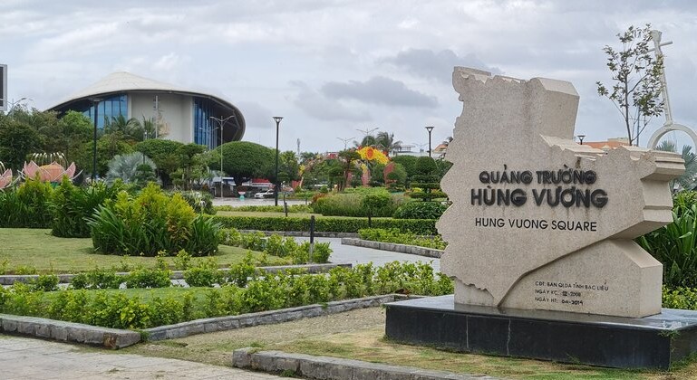 Quang truong Hung Vuong tai phuong Bac Lieu, tinh Ca Mau. Anh: Nhat Ho
