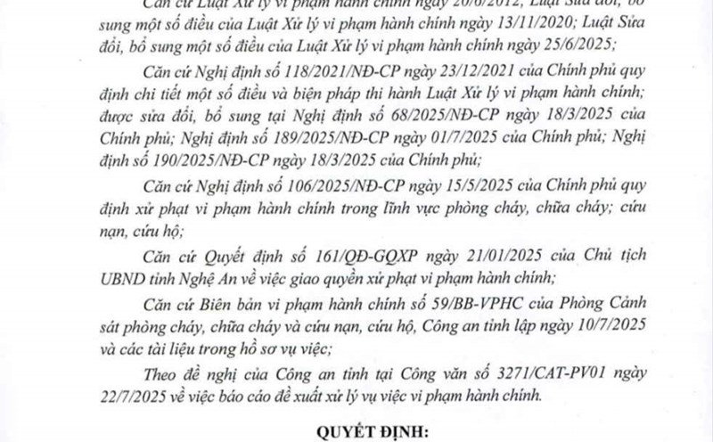 Cong Dung Hoa Joint Stock Company was fined VND50 million for not complying with the decision to suspend operations. Photo: Ngoc Anh