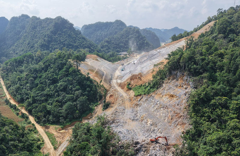 Cao Bang province has just decided to adjust phase 1 of the Dong Dang - Tra Linh expressway project. Photo: Ngoc Hai