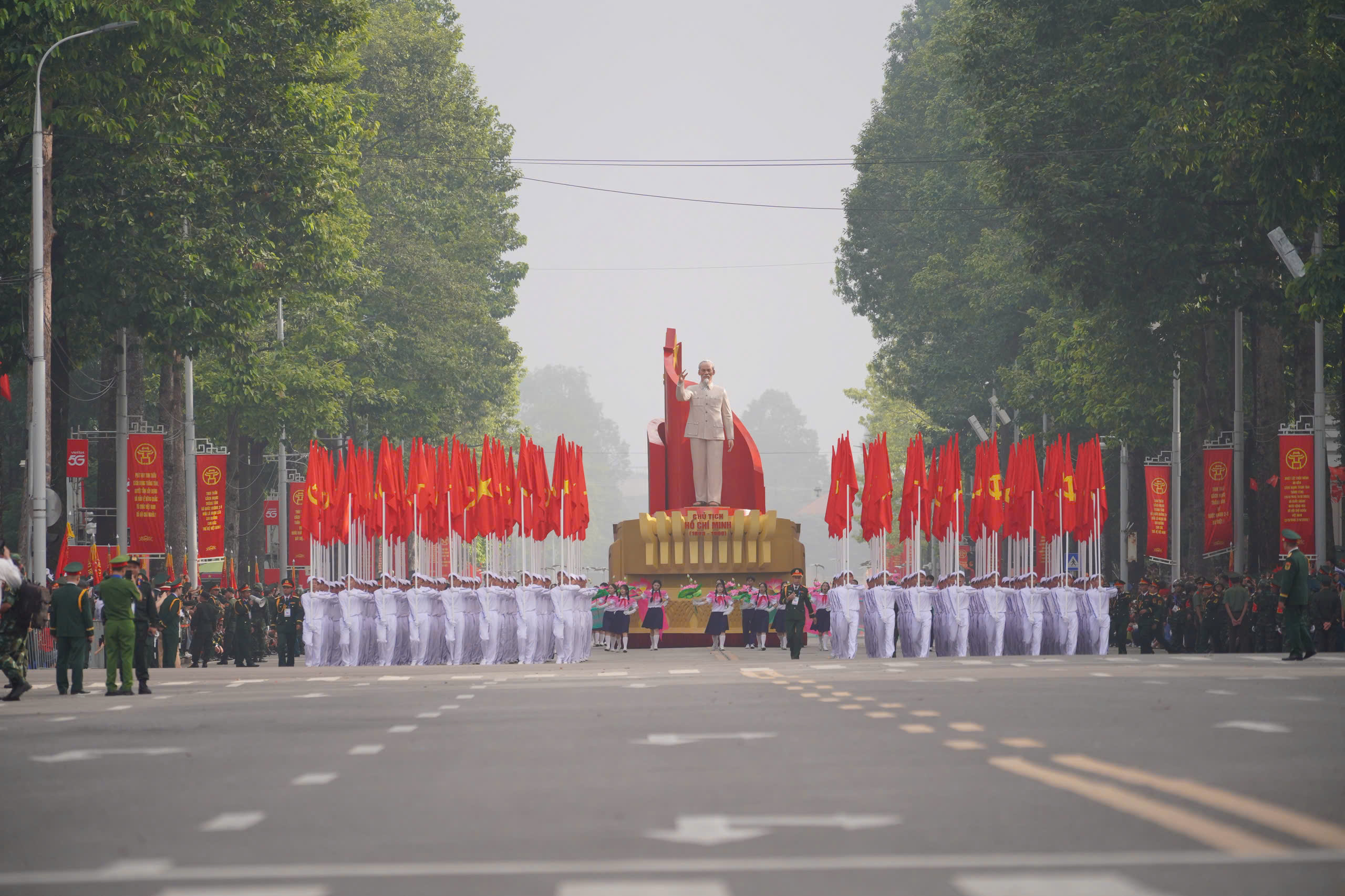 បងប្រុសចាស់