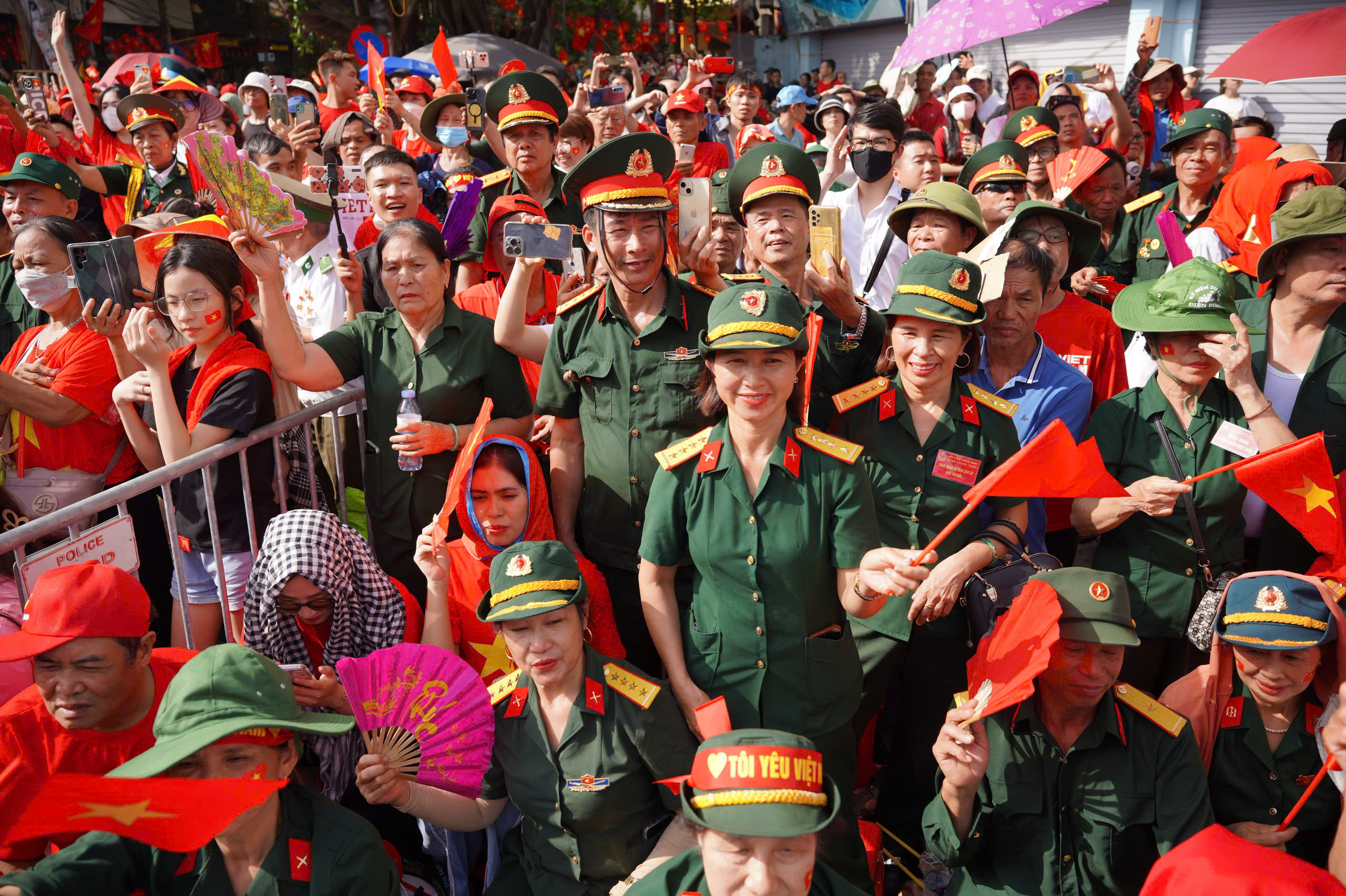 បងប្រុសចាស់