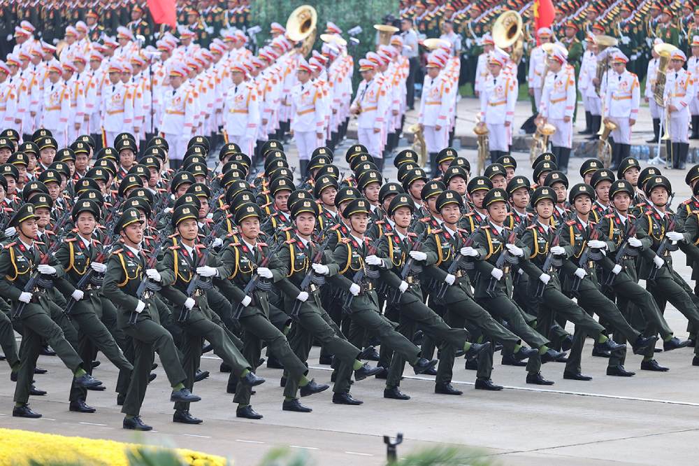 Khoi nam chien si Hau can, ky thuat Cong an nhan dan.