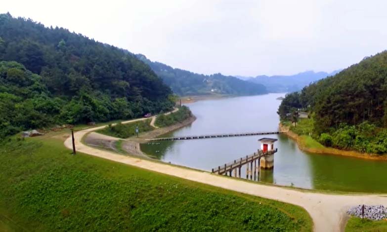 Ho Ban Chang duoc cai tao giup dam bao an toan mua mua lu. Anh: Tuan Anh.