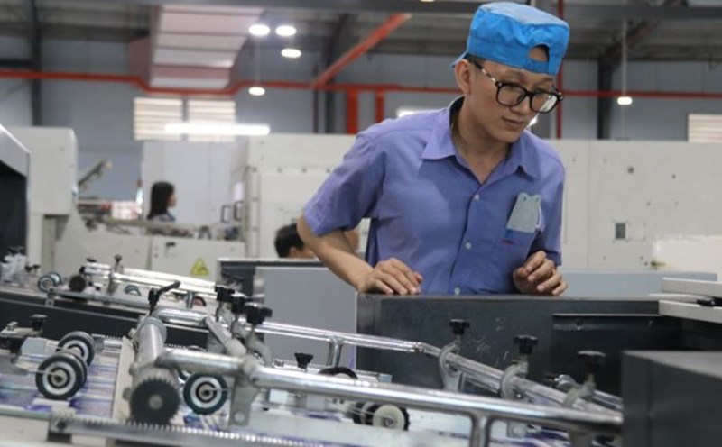 The emulation movements for creative labor among workers contribute to the development of Khanh Viet Corporation (Khanh Hoa province). Photo: Phuong Linh
