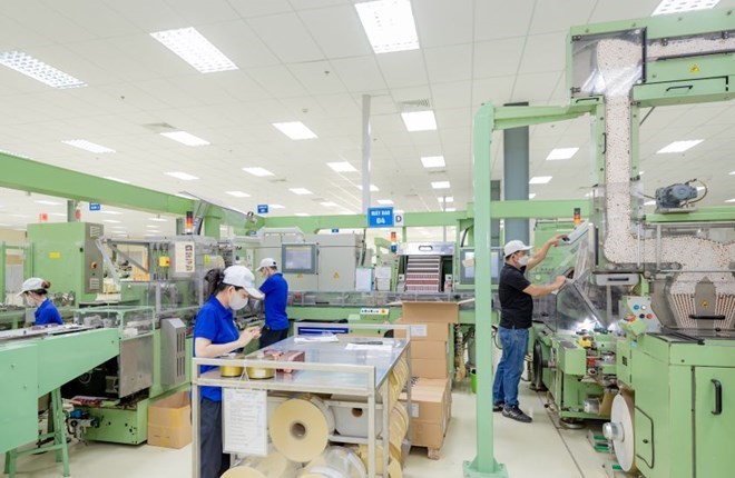 La province de Khanh Hoa exige de ne pas interrompre les activites de production et commerciales dans le processus de mise en œuvre des politiques. Photo : Phuong Linh