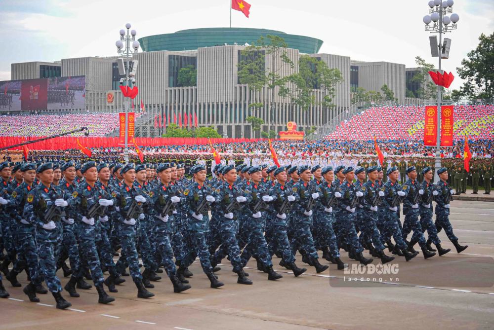 Luc luong Tac chien khong gian mang. Anh: Tuan Anh