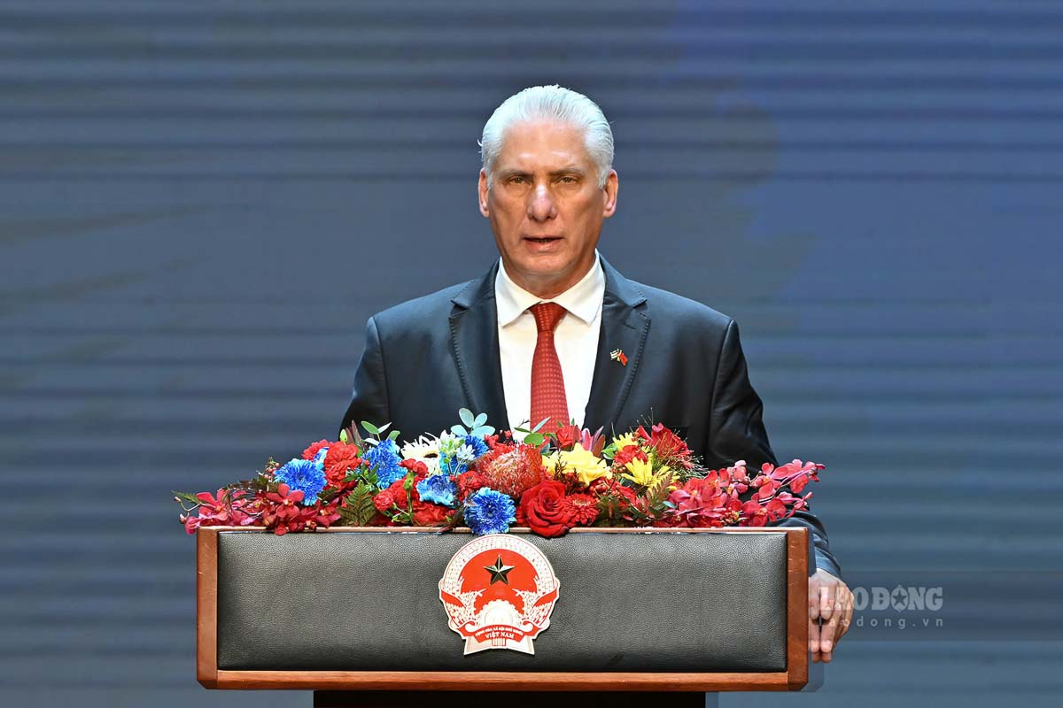 Bi thu thu nhat, Chu tich nuoc Cuba Miguel Diaz-Canel Bermudez phat bieu tai buoi le. Anh: Hai Nguyen