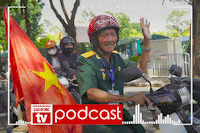 Un veterano de guerra sale en motocicleta a Hanoi para ver el desfile militar contando sobre la feroz batalla para proteger la Ciudadela