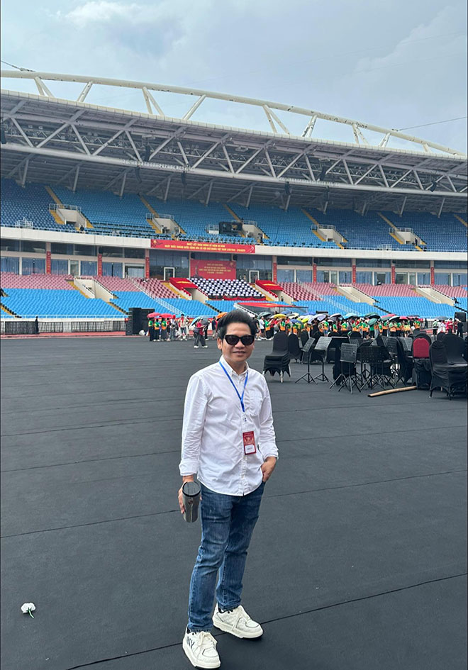 Ca si Trong Tan. Anh: Nhan vat cung cap
