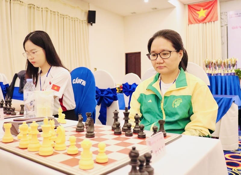 Hoang Thi Bao Tram a obtenu de bons resultats lors du tournoi d'echecs d'excellents echecs de cette annee. Photo: Minh thang
