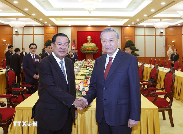 General Secretary To Lam and President of the Cambodian People's Party (CPP) Hun Sen. Photo: VNA