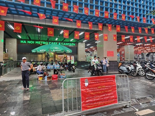 Diem trong giu xe mien phi het ve vi qua tai. Anh: Minh Hanh