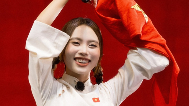 Phuong My Chiは、Ba Dinh広場で公演を受けたときの気持ちを語りました。写真:提供者提供