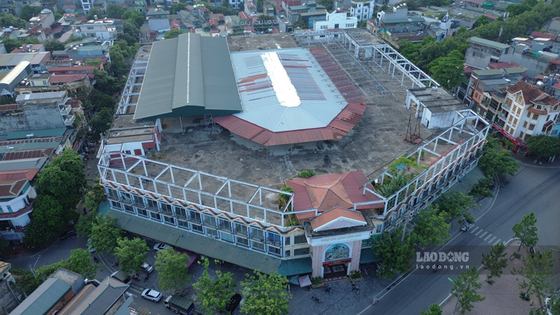 Panorama of Lao Cai Tourist Market. Photo: Dinh Dai