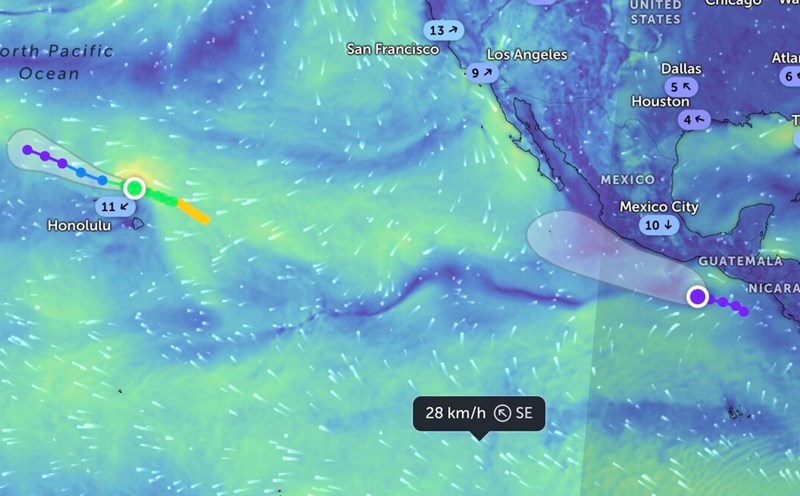 The new depression will appear immediately after Hurricane Kiko. Photo: Zoom Earth