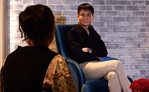 Nữ giáo viên biết chồng ngoại tình vẫn sinh thêm 2 con mới ly hôn