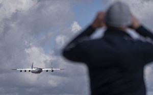 Chiến đấu cơ NATO và Ba Lan khẩn cấp xuất kích ứng phó UAV Nga