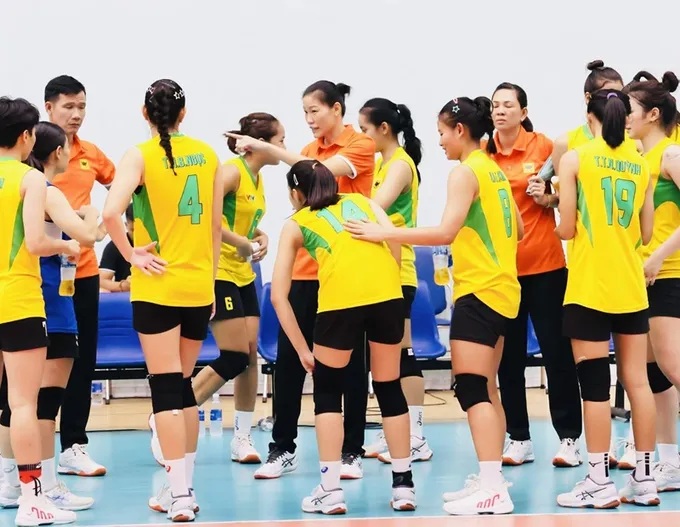 VTV Binh Dien Long An will compete in the third-place match at the 2025 Club Cup Youth Volleyball Tournament. Photo: VTVBDLA