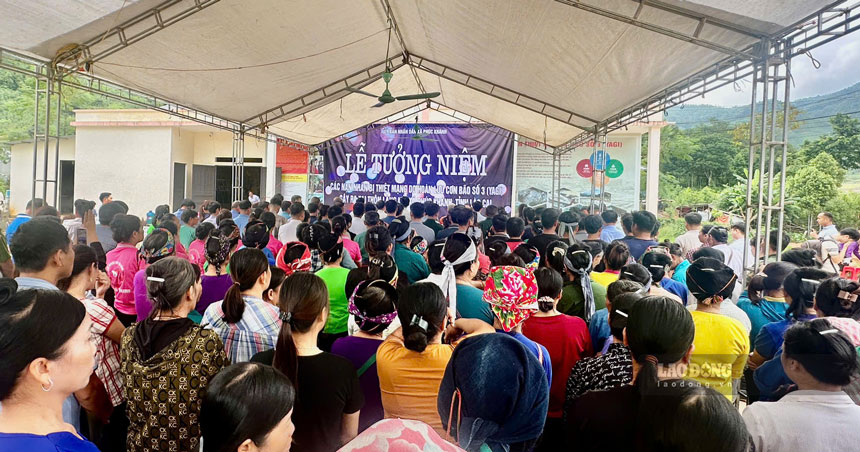 Ngay 10.9.2025, chinh quyen va nhan dan dia phuong da to chuc Le tuong niem mot nam ngay mat cua 67 nan nhan Lang Nu. Anh: Trong Diem