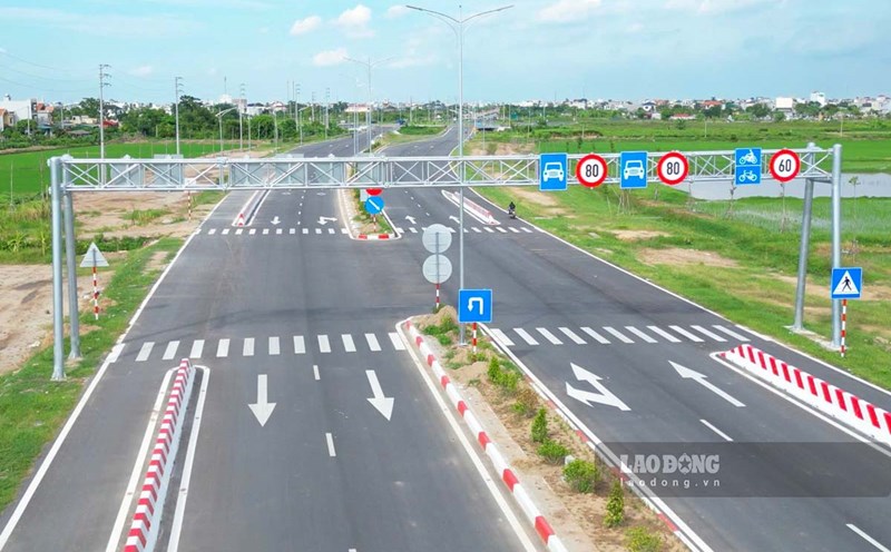 Hung Yen focuses resources on key projects to promote development. Photo: Ha Vi