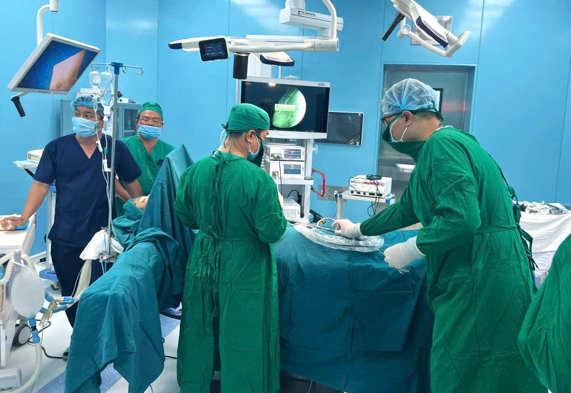 The team performed surgery on a patient with a complex closed abdominal injury. Photo: Provided by the hospital