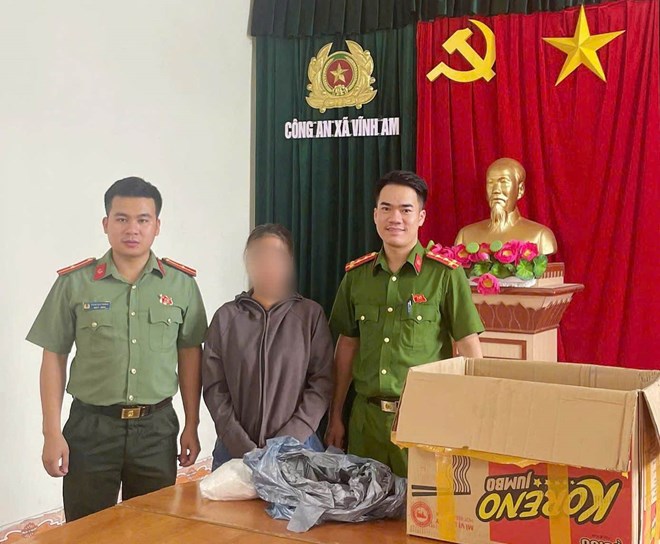 Thấy chồng chế tạo pháo, người vợ mang nộp thuốc pháo cho công an ở Hải Phòng