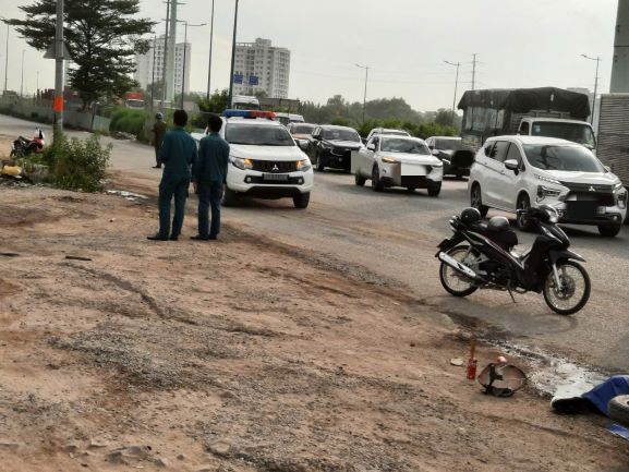 The scene of the accident between two vehicles that killed one person. Photo: Dong Hoang