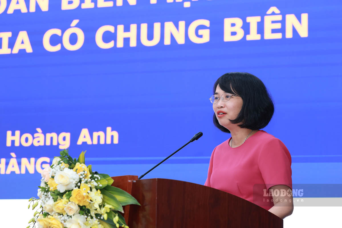 PGS.TS Pham Thi Hoang Anh - Pho Phu trach BGD (Hoc vien Ngan hang). Anh: Hai Nguyen