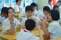 Teaching 2 sessions/day towards comprehensive development, without putting pressure on students