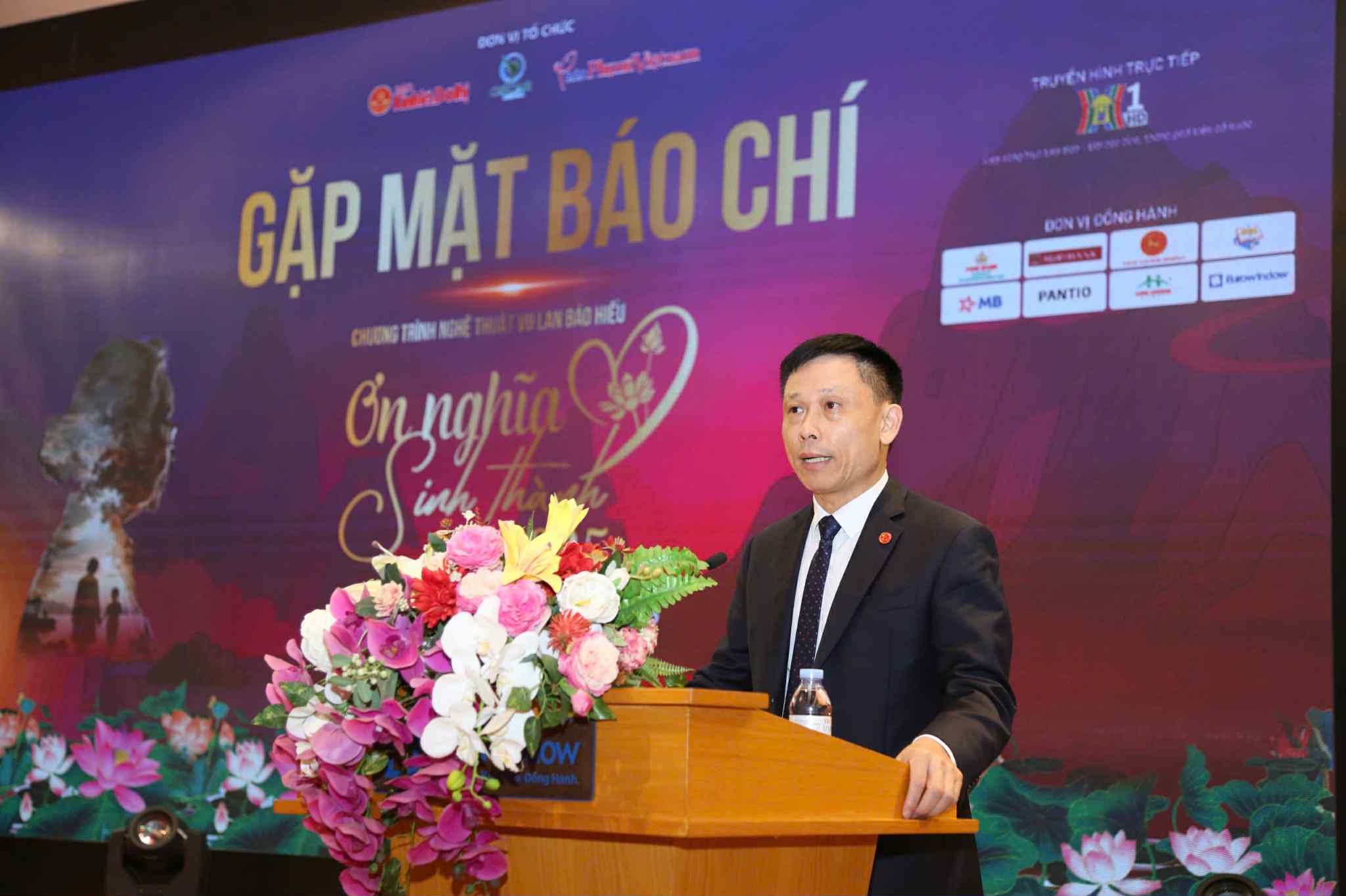 PGS.TS. Nguyen Thanh Loi - Tong Bien tap Bao Kinh te & Do thi phat bieu tai 