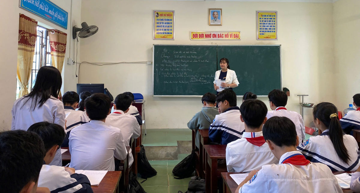 Luong giao vien du kien tang, nhieu nhat toi 7 trieu dong/thang chua ke phu cap. Anh: Anh Thu