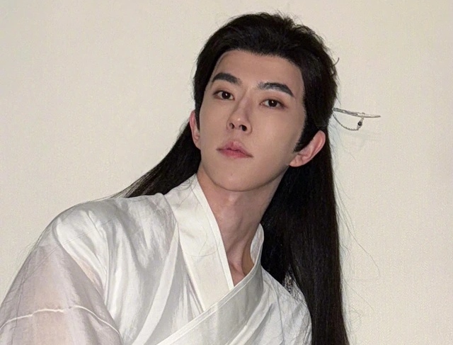 Vu Mong Lung - L'acteur jouait le film avec Duong Mi. Photo: Vieon.