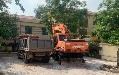 Liên tiếp phát hiện vụ việc khai thác, vận chuyển đất trái phép ở Hà Nội