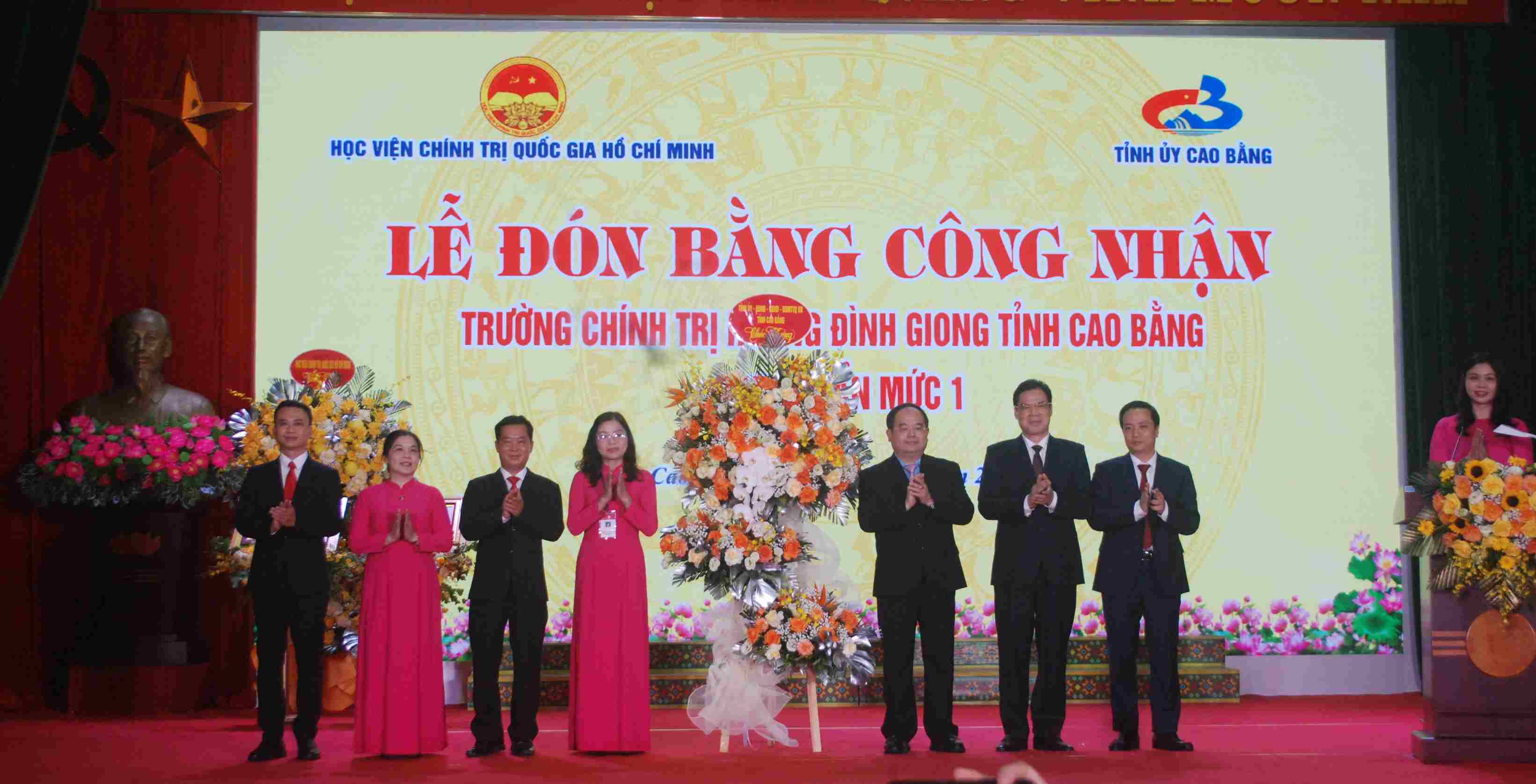 La Escuela Politico Hoang Dinh Giong (Cao Bang) es reconocida como de nivel 1. Foto: Minh Tuan