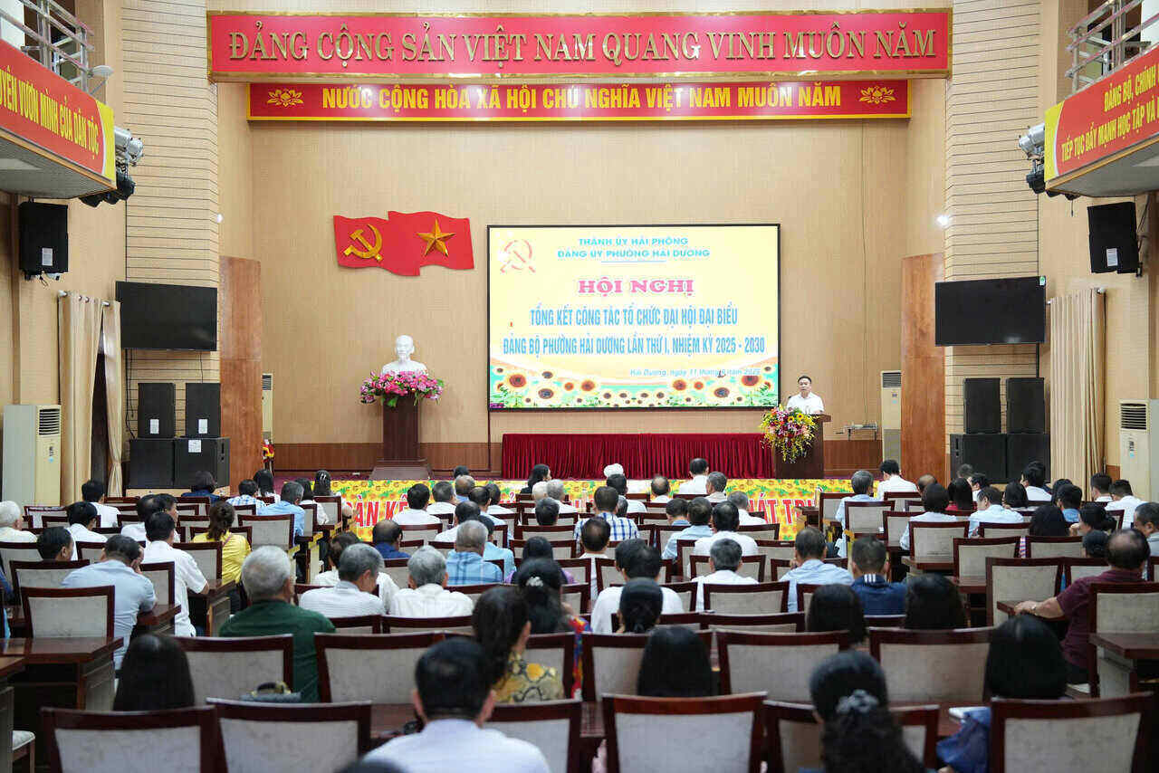 Hai Duong Ward (Hai Phong City) summarizes the organization of the 1st Party Congress, term 2025-2030. Photo: Mai Huong