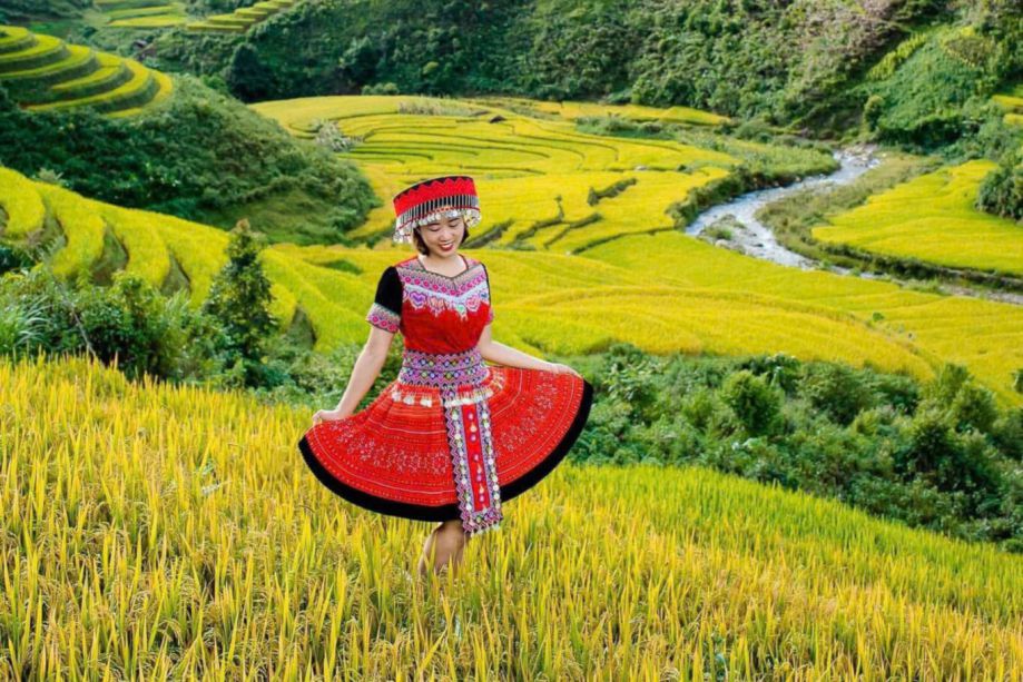 Lua chin tren reo cao xa Xim Vang. Anh: Truong Son 