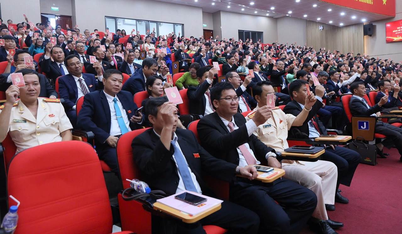  Dai hoi co su tham du cua 450 dai bieu chinh thuc dai dien cho hon 91.788 dang vien cua toan Dang bo tinh. Anh: Vien Nguyen