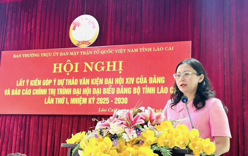 Ba Giang Thi Dung - Pho Bi thu Tinh uy, Chu tich Uy ban MTTQ Viet Nam tinh Lao Cai. Anh: MTTQ Viet Nam tinh Lao Cai. 