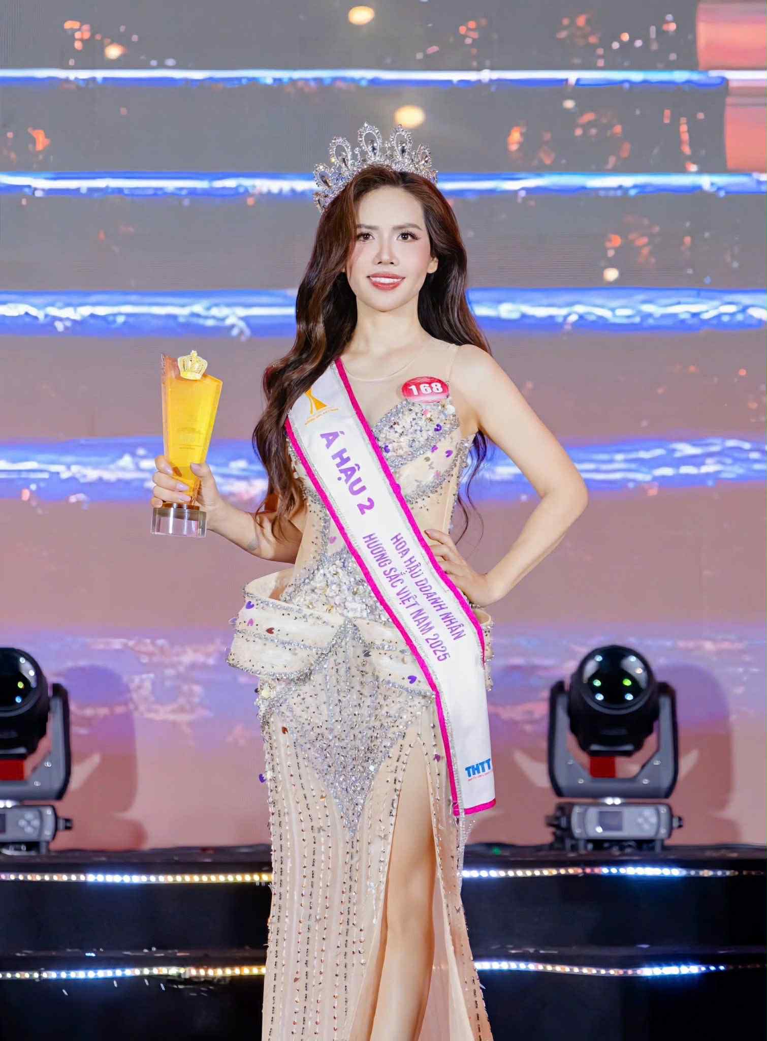Nu doanh nhan Nguyen Thi Van