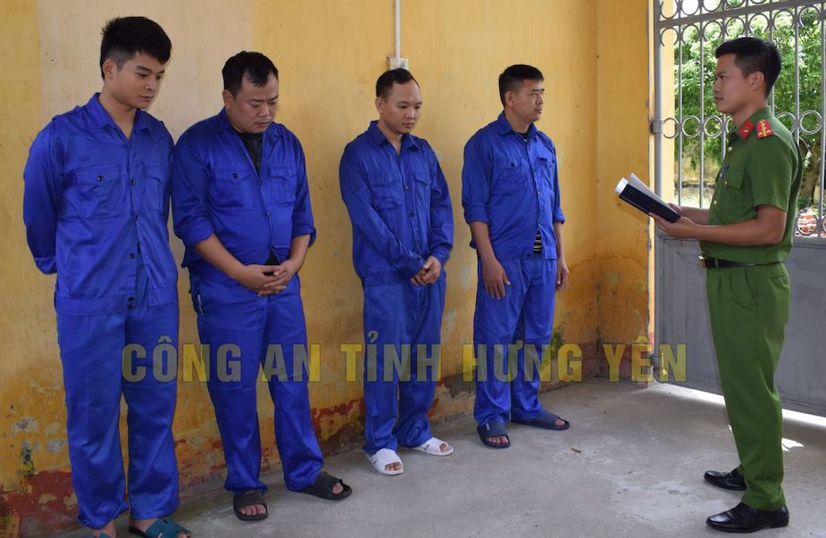 Nhóm đối tượng dàn cảnh cướp tiền điện tử tại Hưng Yên sa lưới sau 48 giờ. Ảnh: Công an tỉnh Hưng Yên