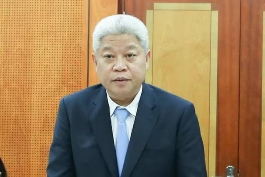 Nombramiento del Sr. Nguyen Manh Khuong - Viceministro del Interior que tambien ocupa el cargo de miembro del Consejo de Administracion del Banco de Politicas Sociales. Foto: TTXVN