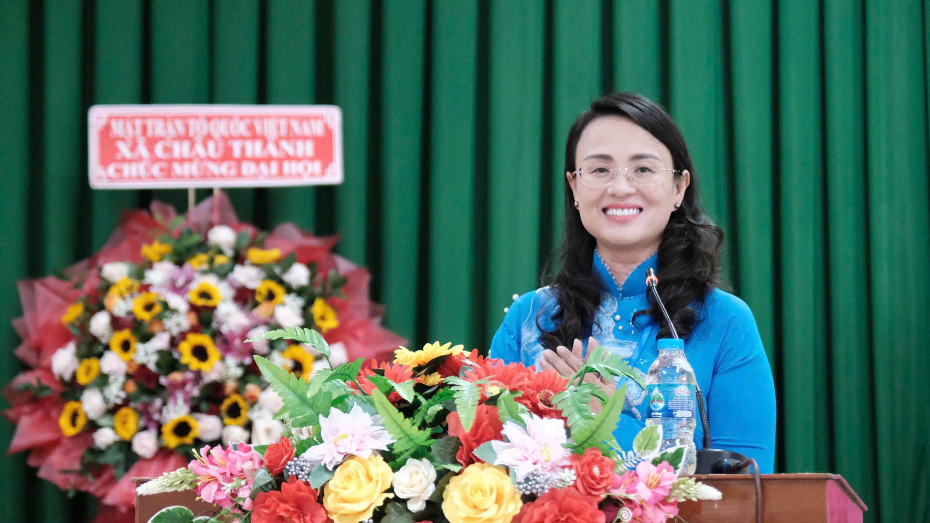 Ba Le Thi Suong Mai - Uy vien Ban Chap hanh Tong LDLD Viet Nam, Thanh uy vien, Pho Chu tich Uy ban MTTQ Viet Nam thanh pho, Chu tich LDLD TP Can Tho - phat bieu. Anh: My Ly