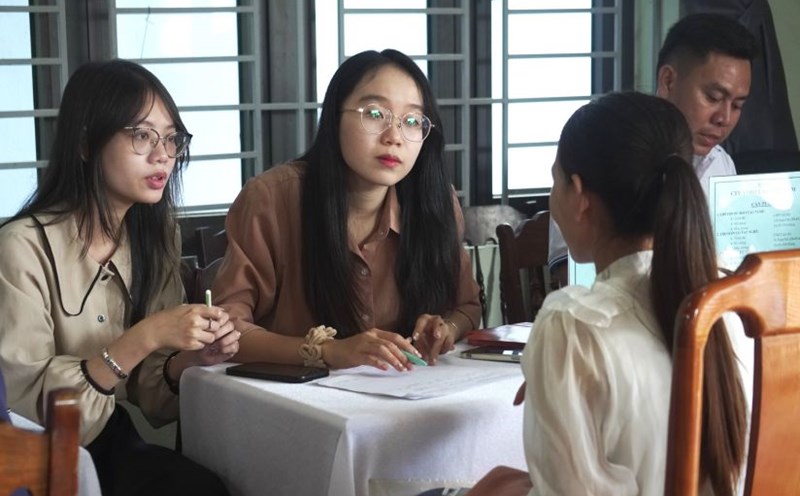 Da Nang organizes a series of Job Fairs and Career Guidance for workers in mountainous communes. Photo: Nguyen Hoang