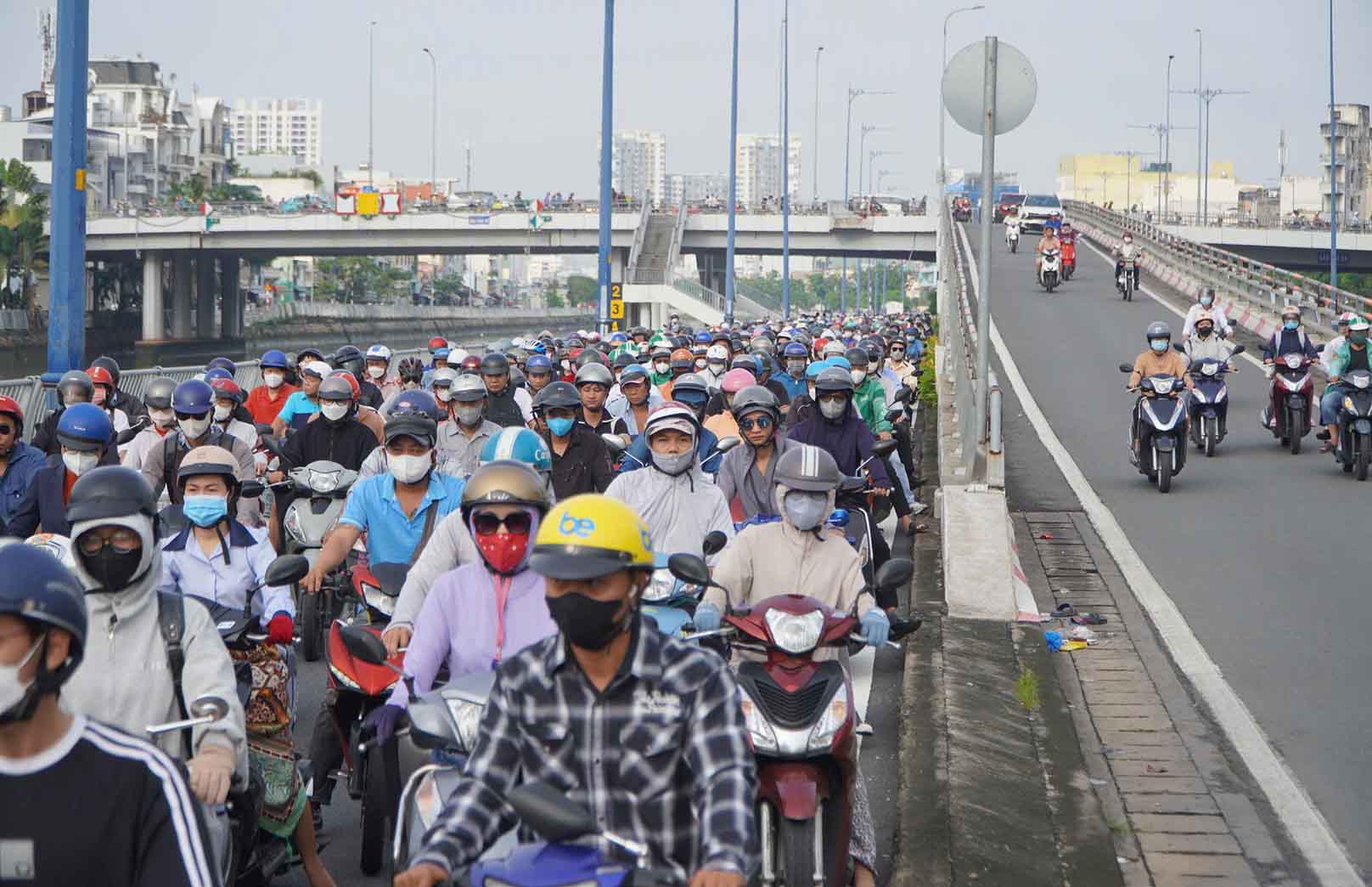남부 지방 날씨는 맑은 날입니다. 사진: Nguyen Chan