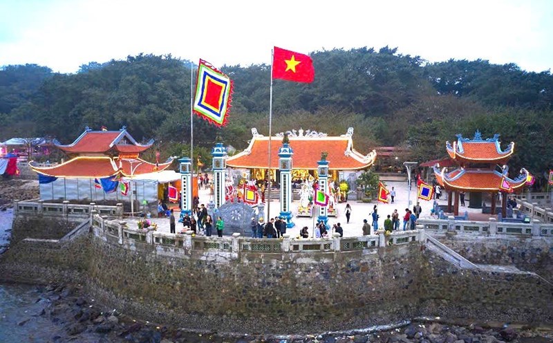 Nam Hai Than Vuong Temple is located in the national scenic complex of Hon Dau Island, Hai Phong. Photo: Doan Liem